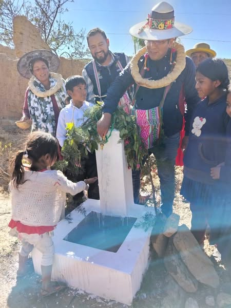 ENTREGA DEL SISTEMA DE AGUA DE CONSUMO EN WACALLAVINI – MEJORA DEL SUMINISTRO DE AGUA POTABLE