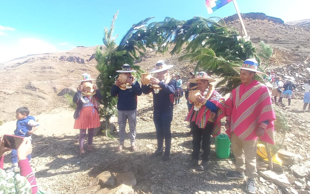 ENTREGA DE NUEVA APERTURA DE CAMINO VECINAL PARA LA COMUNIDAD DE ARRIENDO