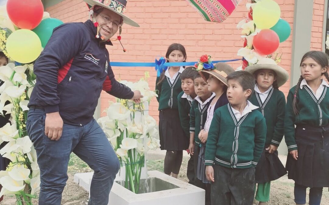 EL AGUA ES VIDA, ENTREGA DE SISTEMA DE AGUA DE CONSUMO PARA LA COMUNIDAD DE INCUYO