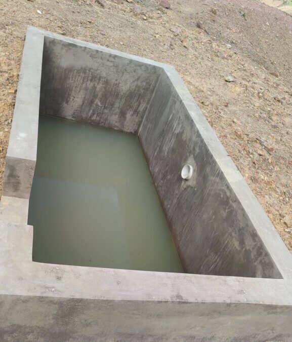 #RUMBOANUESTROBICENTENARIO EL G.A.M. DE TAPACARI, CONCLUYÓ LA #CONSTRUCCIÓNDE9ATAJADOSPARAALMACENAMIENTODEAGUA, EN LAS COMUNIDADES DE LA SUB CENTRAL DE JALAQUERI, CON MAQUINARIA ADQUERIDA POR EL FDI, ATAJADOS QUE SERVIRAN PARA ALMACENAR AGUA EN TIEMPOS DE LLUVIA PARA RIEGO Y CONSUMO DE GANADERIA EN TIEMPOS DE SEQUIA