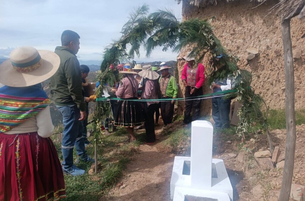 IMPLEMENTAMOS #SISTEMADEAGUADECONSUMO PARA LA COMUNIDAD DE PACHACHANI