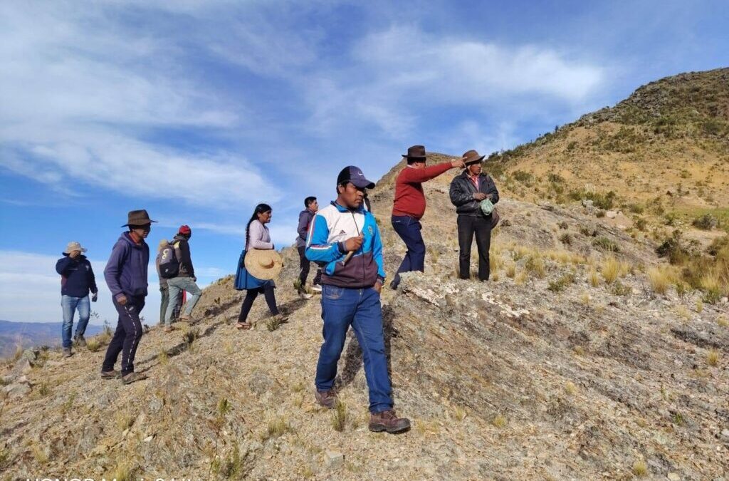 EL DÍA DE AYER VISITAMOS A LAS #COMUNIDADES DE PATAPATANI Y CHILLCA, CON LA FINALIDAD DE DAR LA CONTINUIDAD A LAS APERTURAS DE CAMINOS DE ESTAS COMUNIDADES, SIEMPRE CON COMPROMISO DE TRABAJAR JUNTO CON NUESTRAS ORGANIZACIONES SOCIALES
